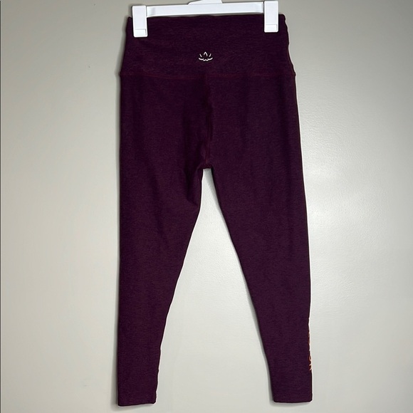 Beyond Yoga Peloton Purple Leggings Womens Large - Picture 6 of 9